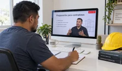 Miniatura de un estudiante en la clase por transmisión en vivo